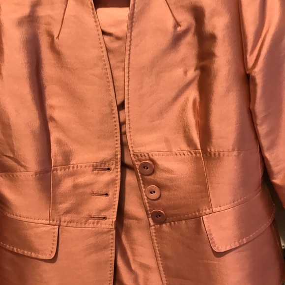 Anne Klein skirt suit size 10p skirt, size 6p jacket new w/o tag 66% Wool, 35%Sk - Picture 7 of 12